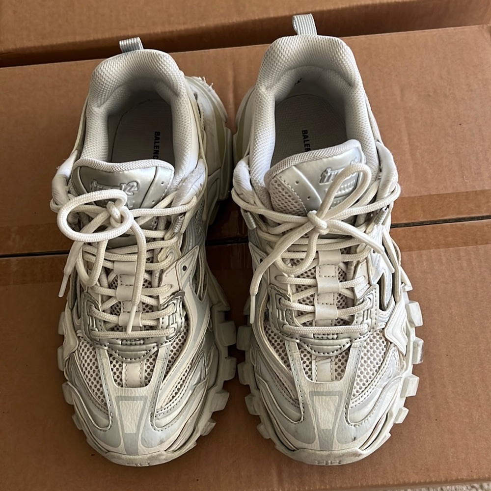 White balenciaga Track 2 size 38